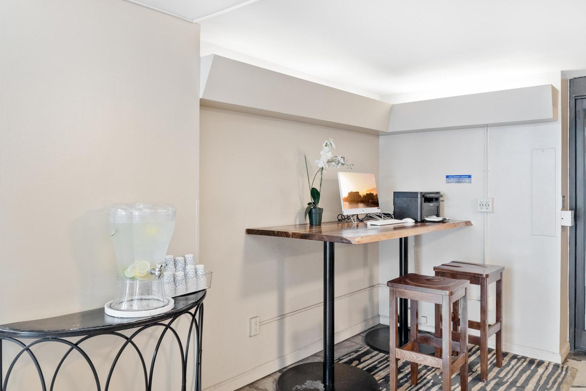 Pacific Monarch - 1 Bedroom - Ocean And City Views! 호놀룰루 외부 사진
