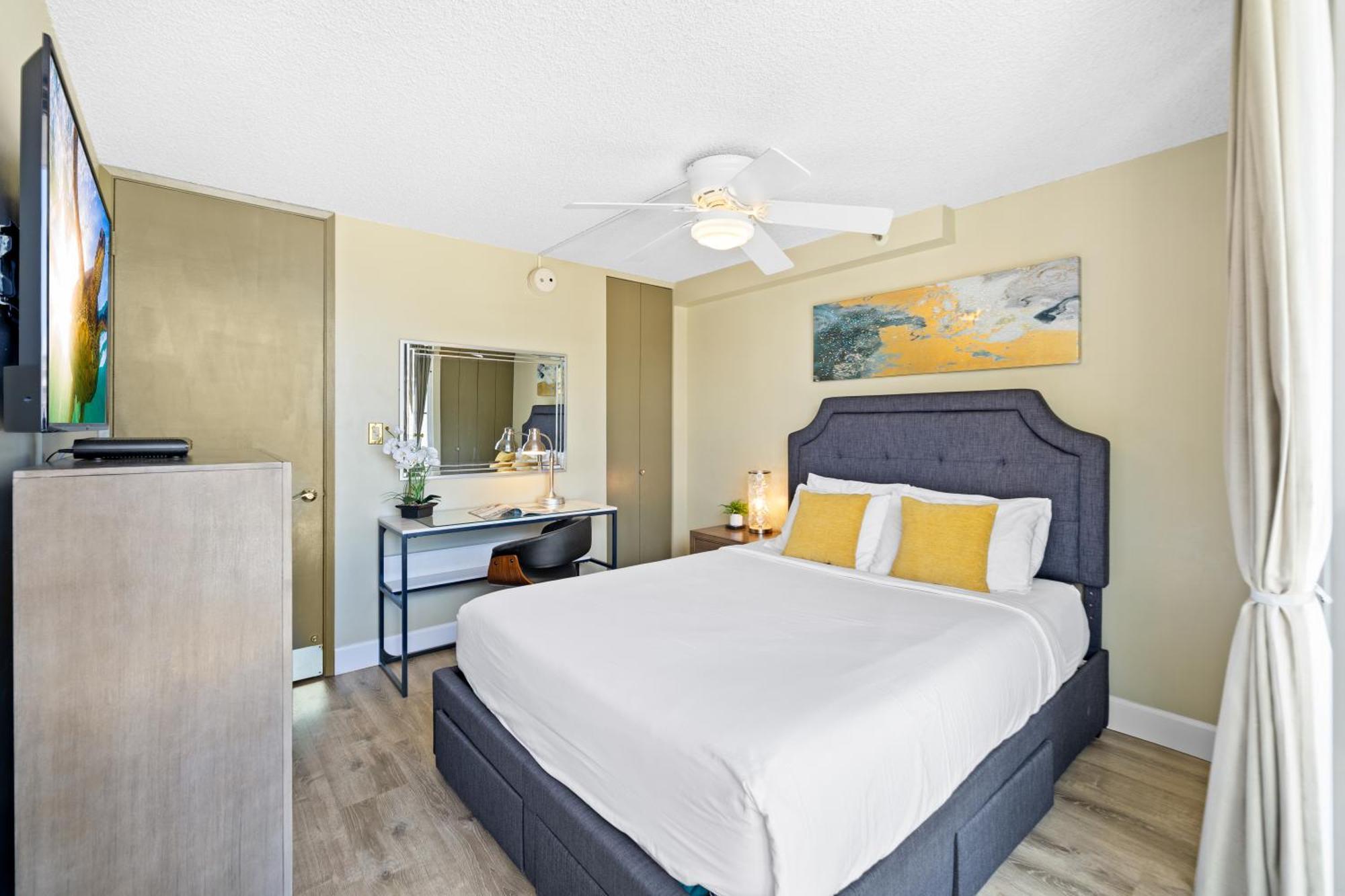Pacific Monarch - 1 Bedroom - Ocean And City Views! 호놀룰루 외부 사진